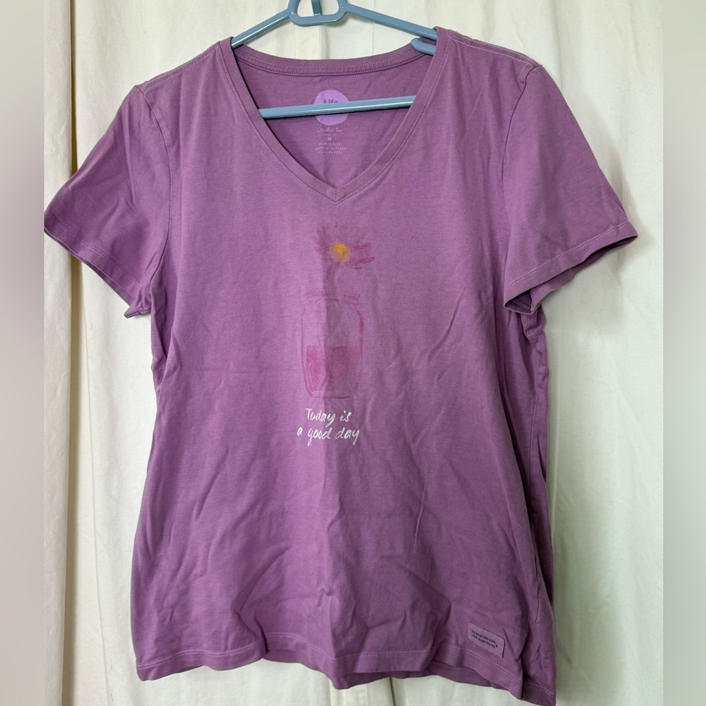 Life Is Good Women's Sz M SS‎ Tee Today Is A Good Day PTP 20" V-Neck